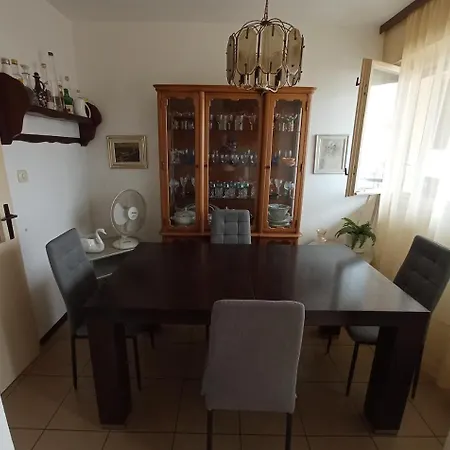 Shared By Oldtown And 400 M Away Appartement
