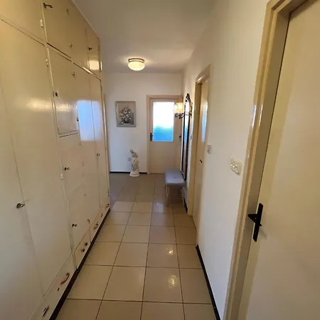 Shared By Oldtown And 400 M Away