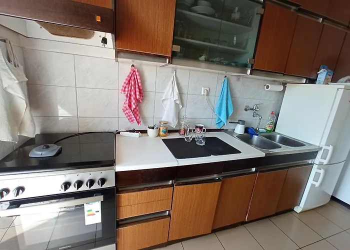 Shared By Oldtown And 400 M Away Apartamento *