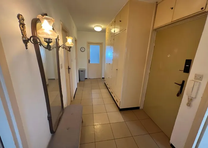 Shared By Oldtown And 400 M Away * Zadar