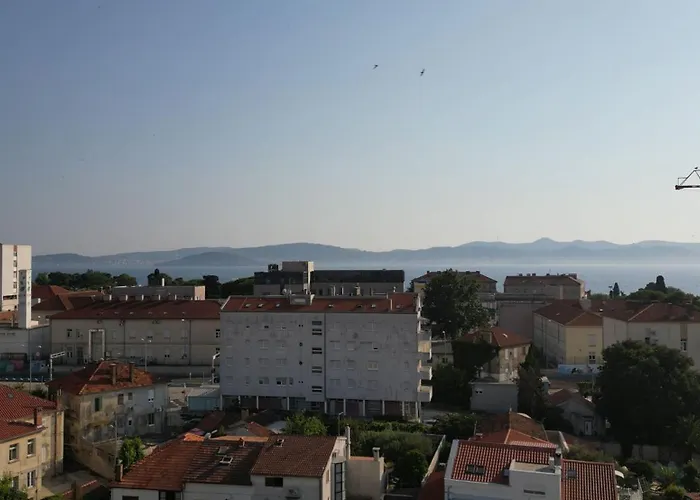 Shared By Oldtown And 400 M Away