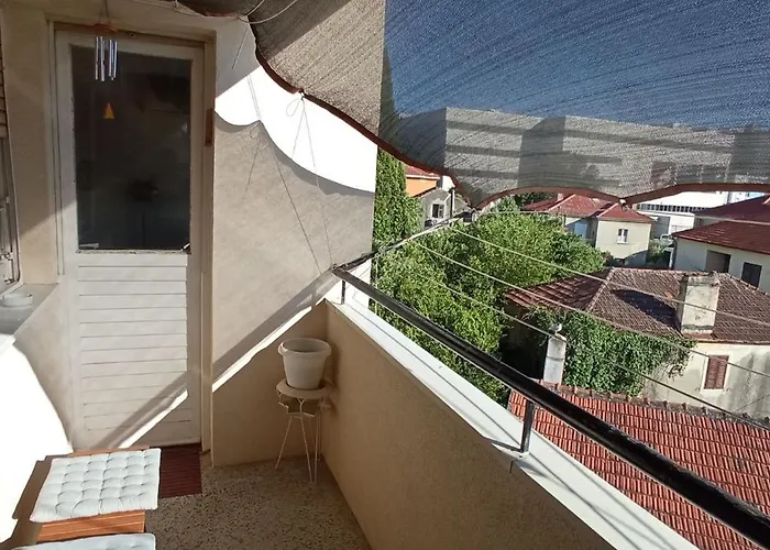 Shared By Oldtown And 400 M Away Apartamento *